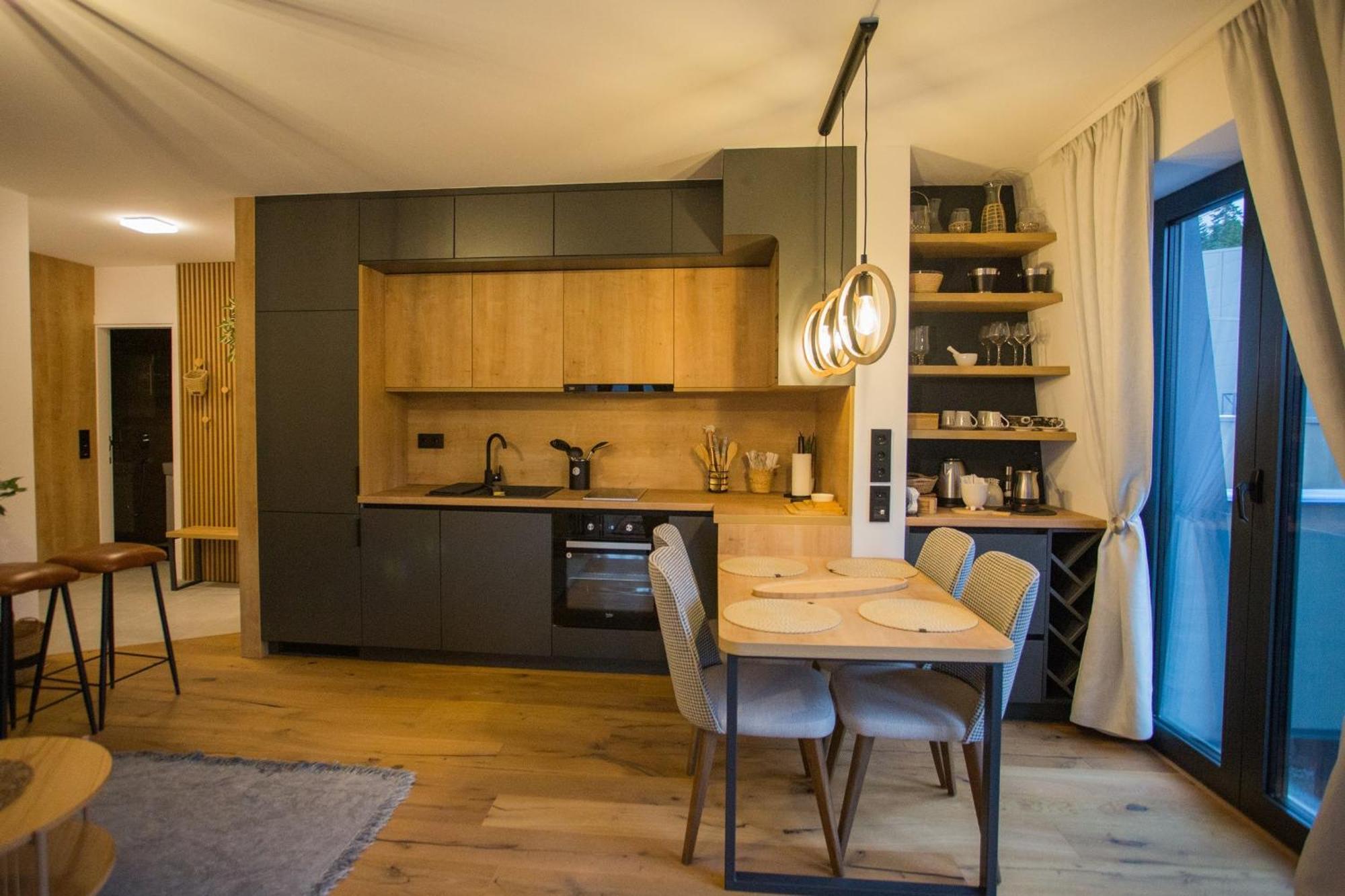 Aparthotel Phoenix Bjelašnica 外观 照片